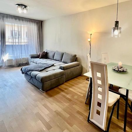 Luxury Apartment In Prague And Free Parking Buitenkant foto